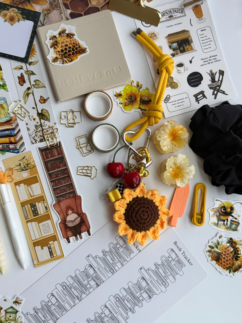 🌻 Honey Bookish Bundle 🐝